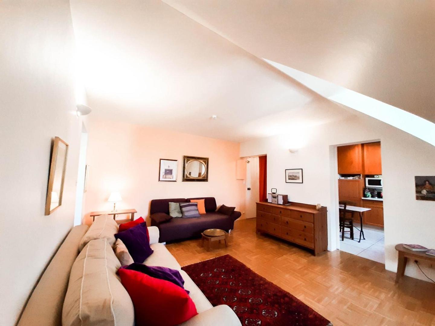 Spacious T2 Apt In City Center. อองบวส ภายนอก รูปภาพ